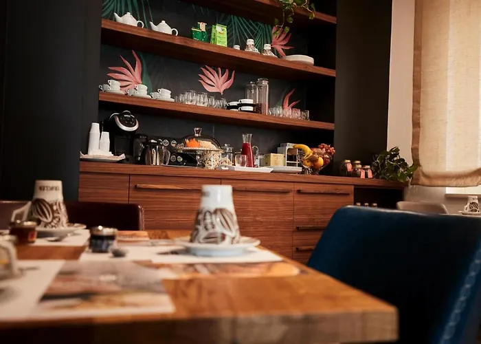 I Bannisti Oda ve Kahvaltı 3*